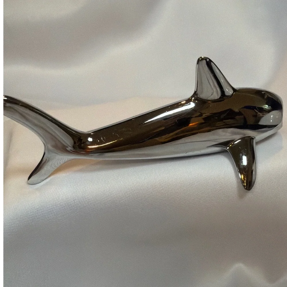 Umbra Chrome Shark Bottle Opener‎ Silver Metal Mirror Finish Modern Barware 5.5